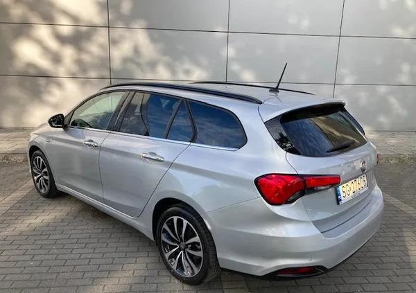 Fiat Tipo cena 45900 przebieg: 103100, rok produkcji 2016 z Katowice małe 326